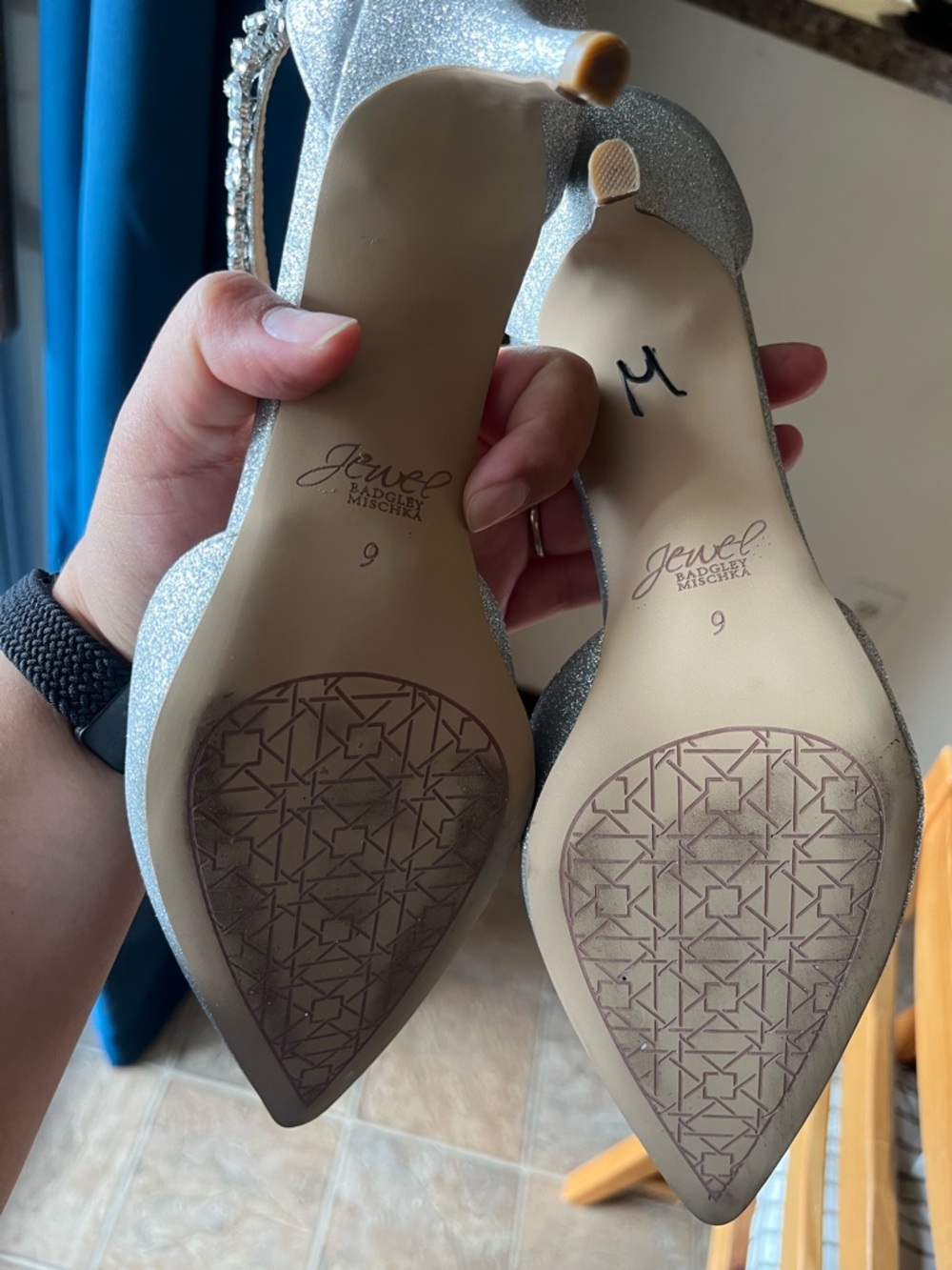 Jewel Badgley Mischka Robles Kitten Heel - Picture 4 of 5